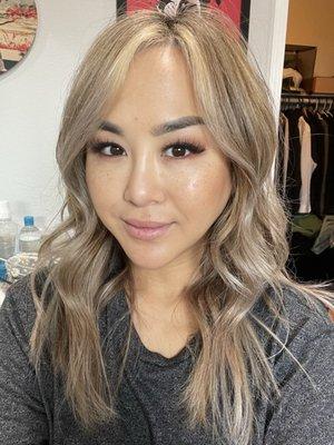 Ash blonde balayage with money piece