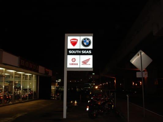 Illuminated Pole Sign for South Seas Cycles