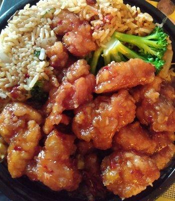 General Tsos Chicken lunch special