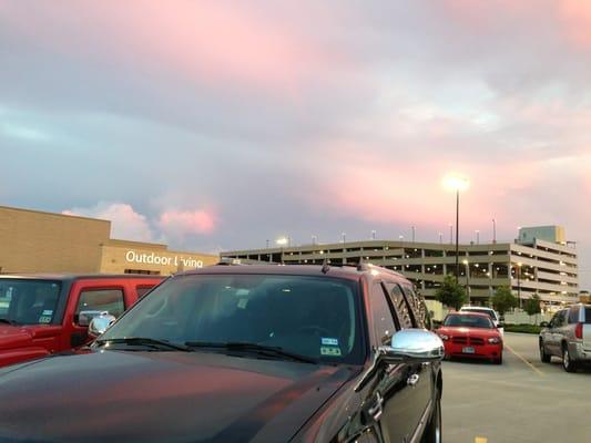 Foreboding sky for a foreboding Big Box