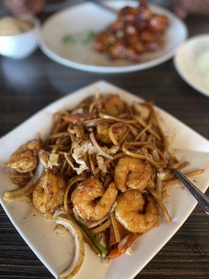 Shrimp Lo Mein