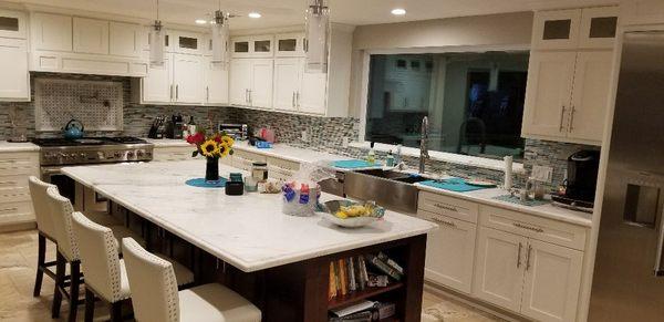 Full floor remodeled , kitchen, cabinets ,counter ,island in Los Angeles.