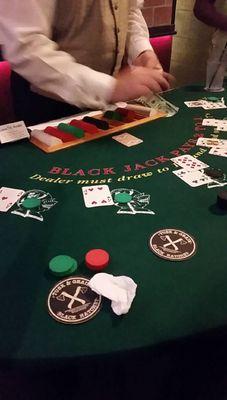 Blackjack table with one dealer