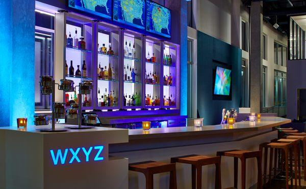 With different lighting available throughout the night, our W XYZ Bar keeps your evening fare interesting!