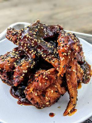 Spicy Sesame Crispy Wings