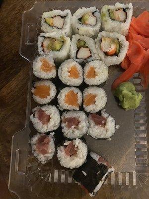 Why is the avocado brown and rolls falling apart?!