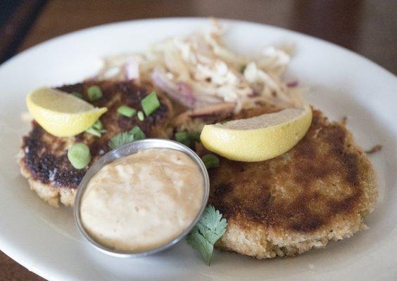 Salmon cakes