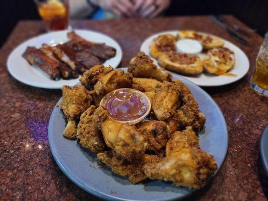 Fried chicken, Potato skins and Riblets