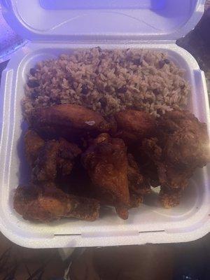 Fried wings with Rice and Peas