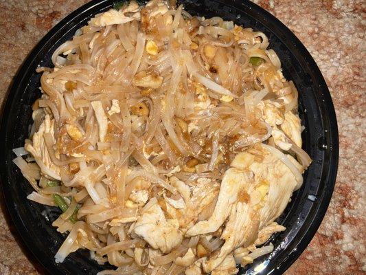 Pad Thai with Chicken