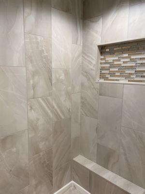 Shower walls and niche tiles