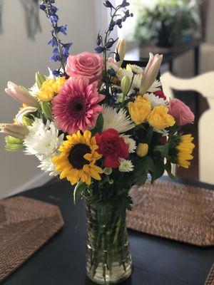 Colonial Flower Shop, Mother's Day Bouquet! LOVE!!!