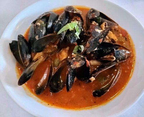 Mussels fra diablo appetizer