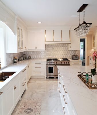 Custom transitional kitchen with bronze sconces.
New Jersey.