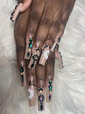 Nails by Ivy