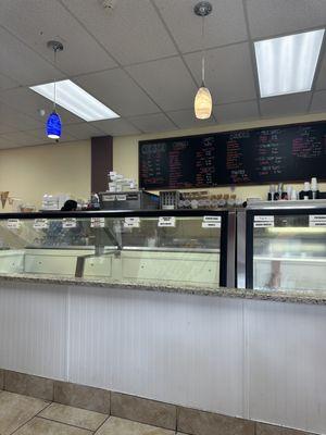 Wide selection of ice cream, ice, milkshakes, cookies & cakes!