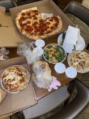 XL Pepperoni pizza, fettuccine w/chicken, Chicken Parmesan, garlic knots & Caesar Salad all under 50 bucks