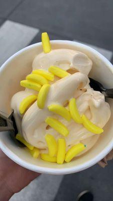 Banana yogurt with banana topping