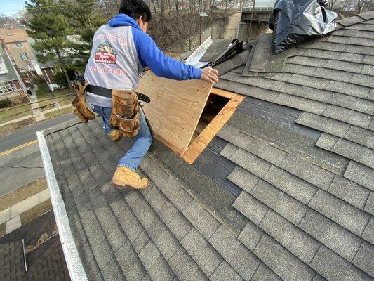 Roof leak repair specialist contractor near me NJ