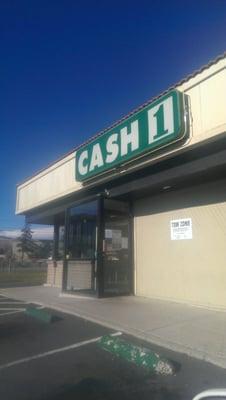 The front door of the building of Cash1