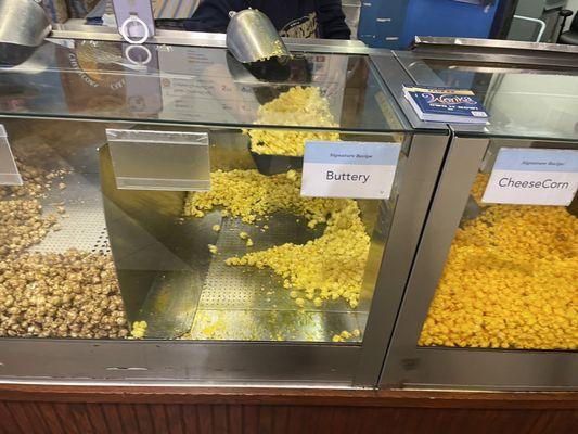 Garrett's Popcorn,showcase with the different popcorn flavors.