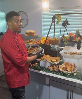 Chef Aundre sharing details on array of brunch offerings.