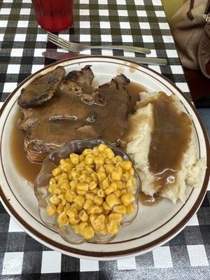 Hot roast beef and corn