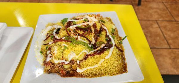 Samosa chaat