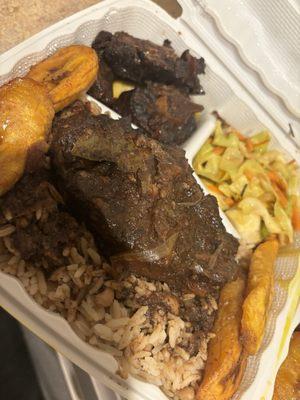 Oxtail with rice and beans