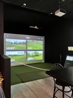 Golf simulator