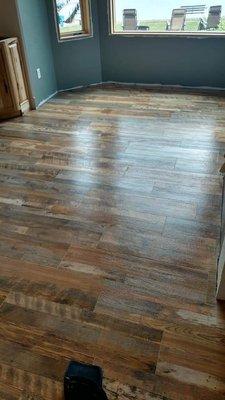 Dave's Custom Flooring