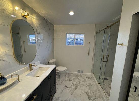 Newly Remodeled Bathroom, Ready to Impress!