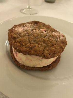 Oatmeal ice cream sandwich with strawberry ice cream