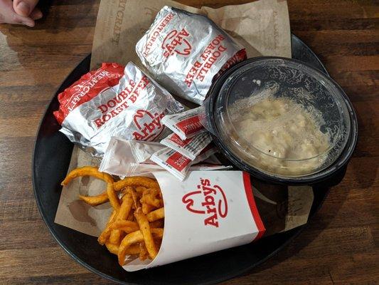 Hot, fresh roast beef sandwiches, curly fries and white cheddar macaroni and cheese.