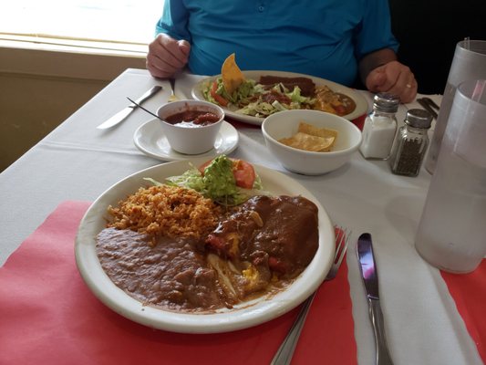 Regular Plate IV and 2 enchiladas, refried beans, rice and guacamole salad. Extra Special #2  chalupa, tamales.