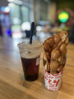 Bubble waffle and Lychee Oolong Tea