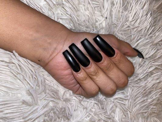 Nails by Yaya! Matte Black full set