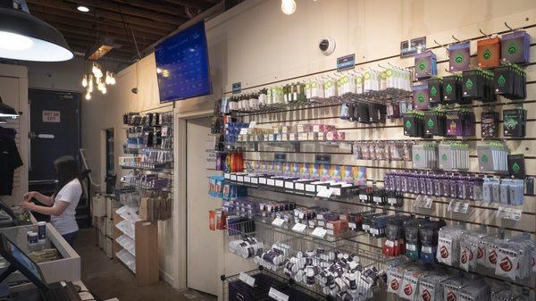 From edibles, wax, sugar, budder, badder, and everything around and in between -- Callie's has something for you.