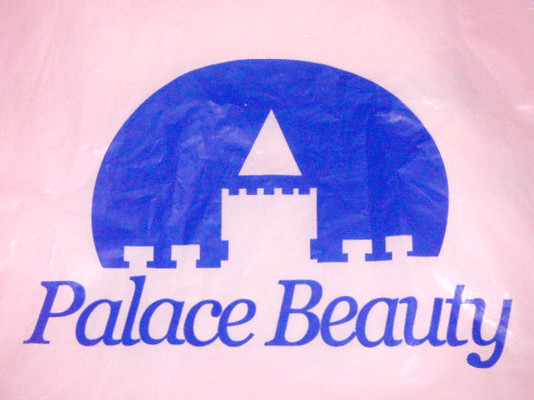 palace beauty's shopping bag, close-up!