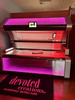 Hybrid bed , red light and tanning come together