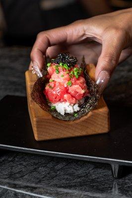 Toro & Truffle Hand Roll