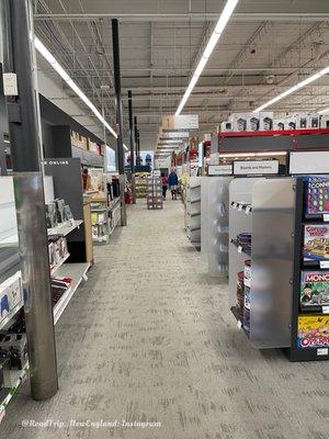 Main aisle with various products @RoadTrip_NewEngland