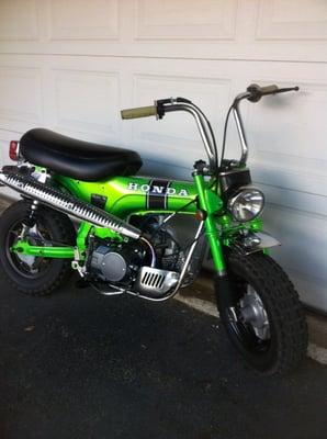 Honda Ct70 shocker green over silver powdercoat