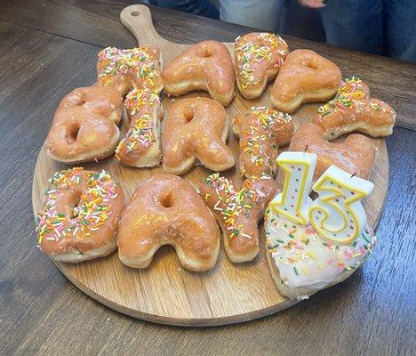 I bought these donuts for my daughter's 13th birthday. They were delicious . Great customer service :)