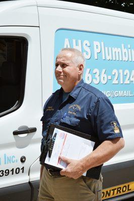 Plumber Dan, ready to resolve your Plumbing issue.