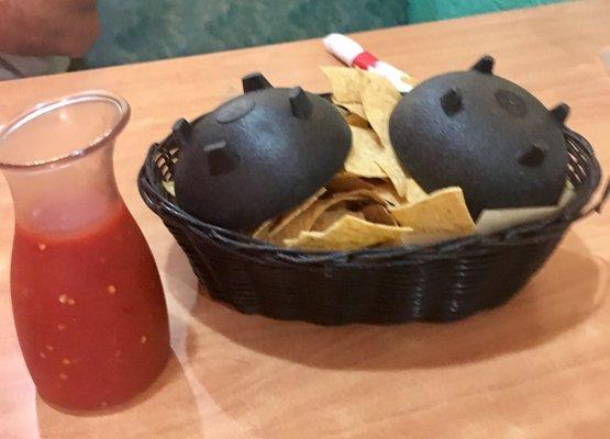 A salsa bowl for everyone!