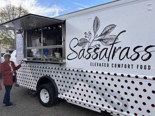 Sassafrass serving up comfort food at Lompoc's Friday Food Truck lot