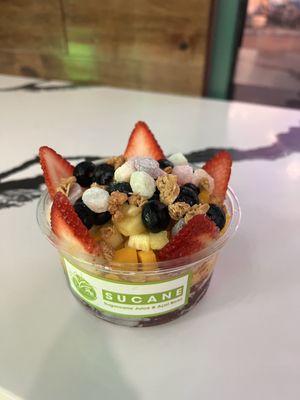 Build your own açaí bowl..