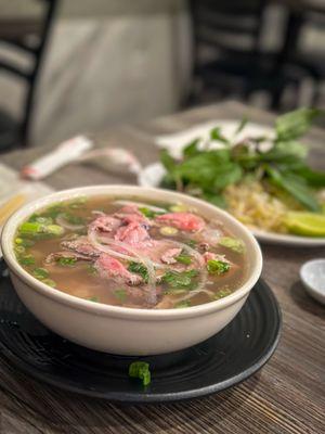 raw ribeye beef pho