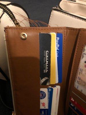 This is the wallet that started to shred after three weeks.